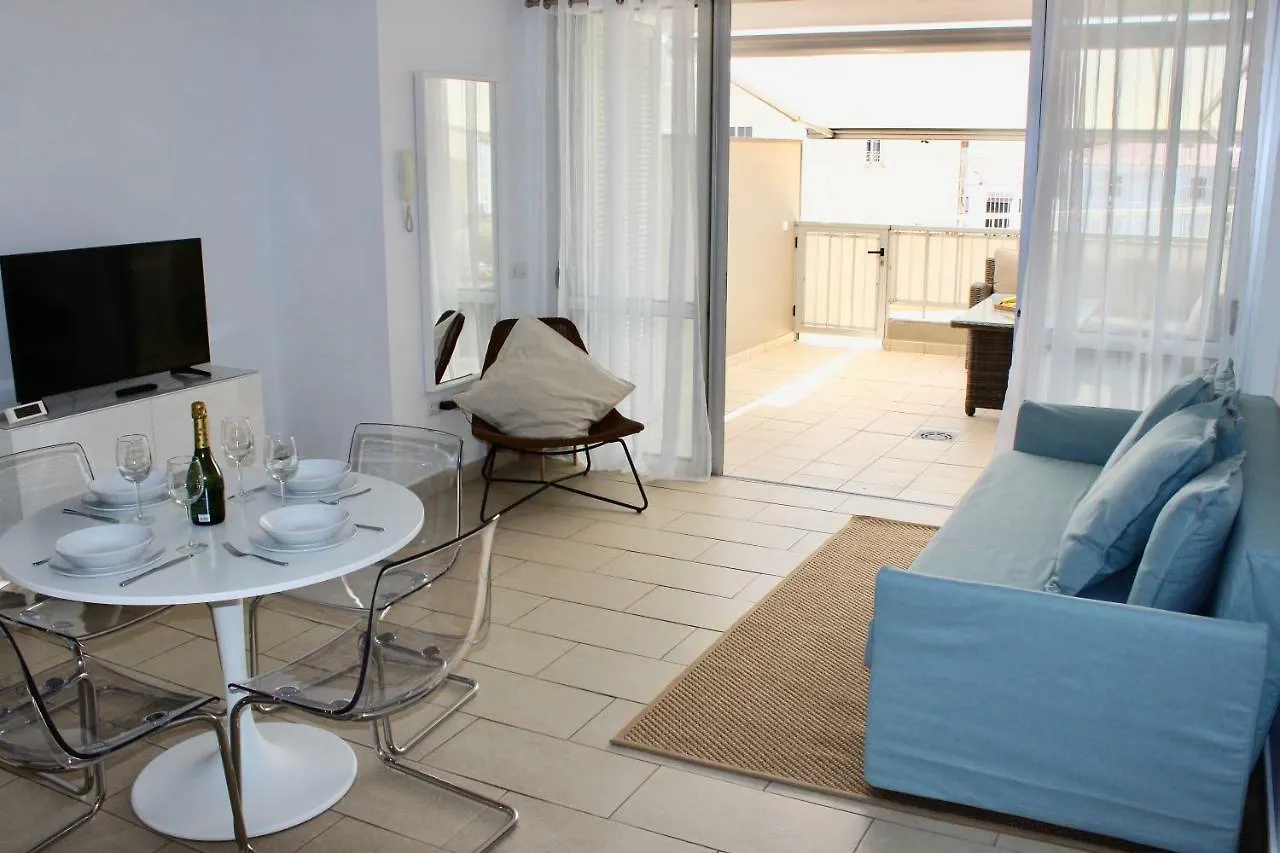 Brilliant 2Bdr Apartment Poris de Abona Spain